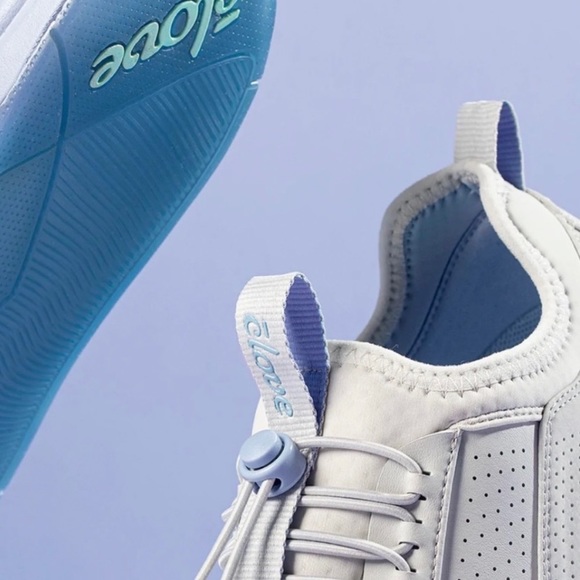 Clove Women Nurse Sneakers | Clove Women Healthcare Footwear | Clove Nurse Shoes - Picture 7 of 8